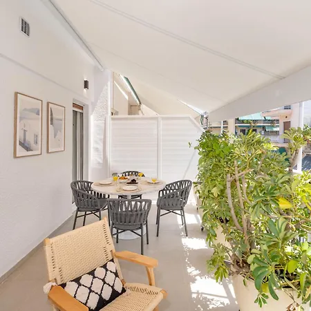 Unique Koukaki Three Bedroom Suite Atene Esterno foto