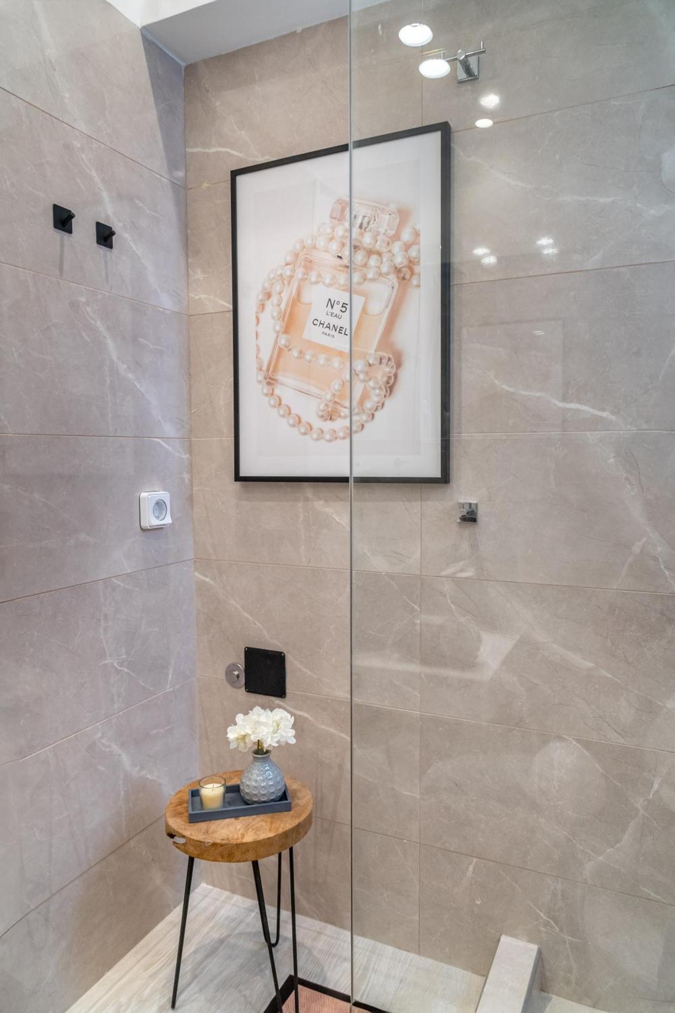 Unique Koukaki Three Bedroom Apartment