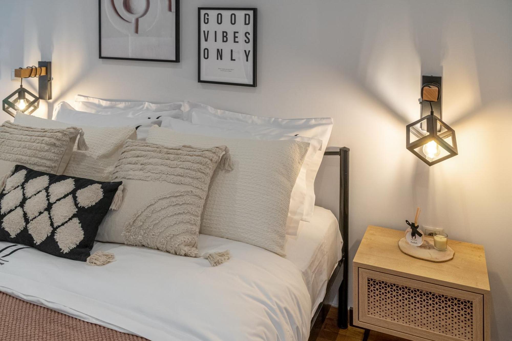 Unique Koukaki Three Bedroom Apartment Athens